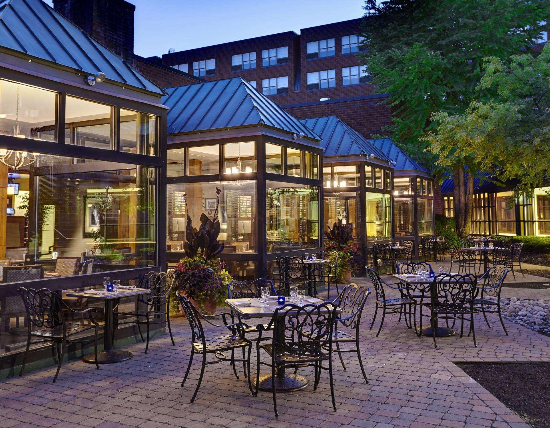 The Saratoga Hilton Hotel Saratoga Springs Eksteriør billede