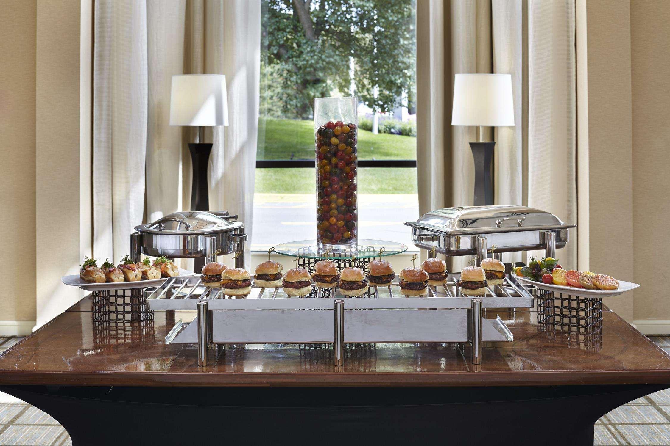 The Saratoga Hilton Hotel Saratoga Springs Eksteriør billede