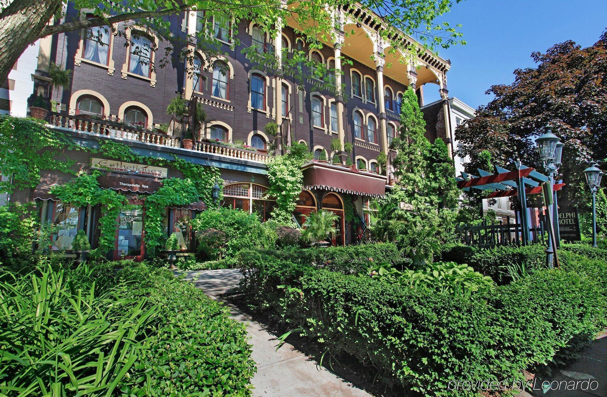 The Saratoga Hilton Hotel Saratoga Springs Eksteriør billede