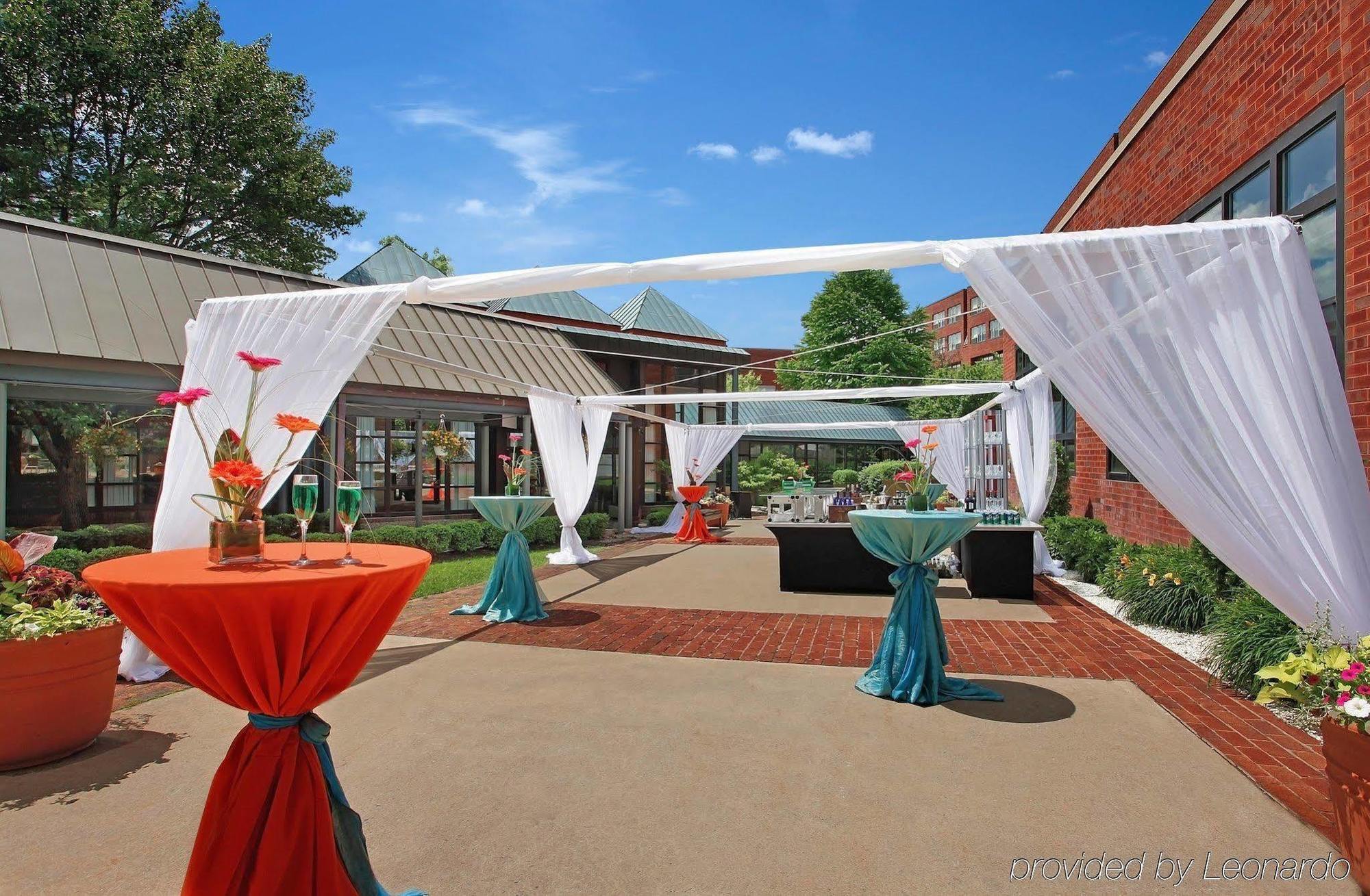 The Saratoga Hilton Hotel Saratoga Springs Restaurant billede